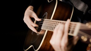 Как научиться играть аккорды на гитаре?