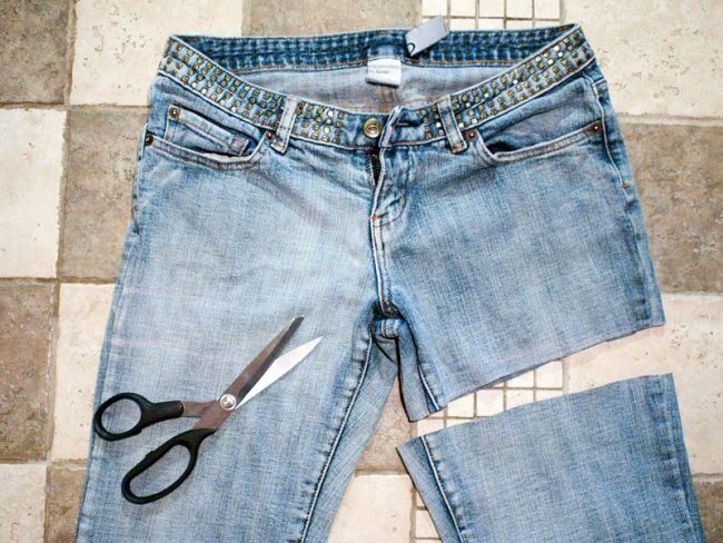 Как из джинс сделать шорты?